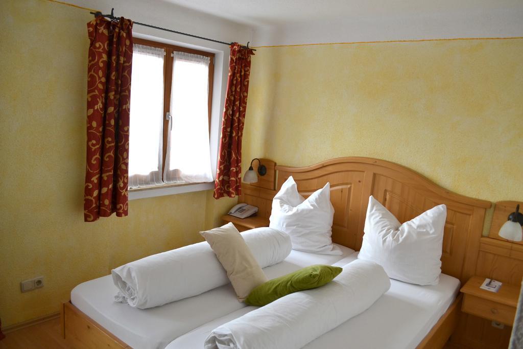 Gasthof Berghupferl Hotel Oberaudorf Szoba fotó